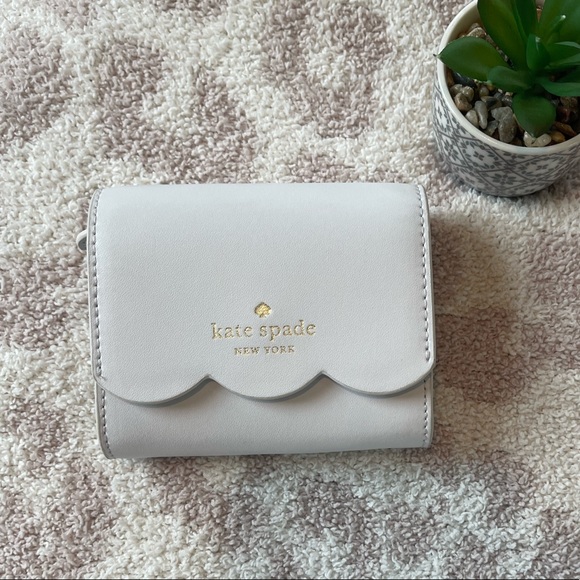 NWOT Kate Spade Gemma Small Flap Wallet with Scalloped Edge - Picture 6 of 6